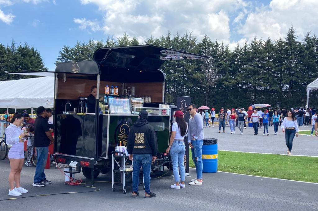 Food truck de Fratelli's Helados en un evento